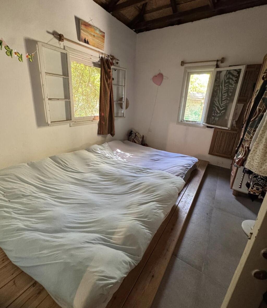 Roni Mali’s bedroom (Photo: Family album) חדר השינה של רוני מלי