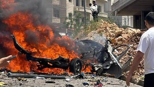Lebanese footage of one of the vehicles targeted in the strike רכב שהותקף בכפר ג'יה דרומית לביירות