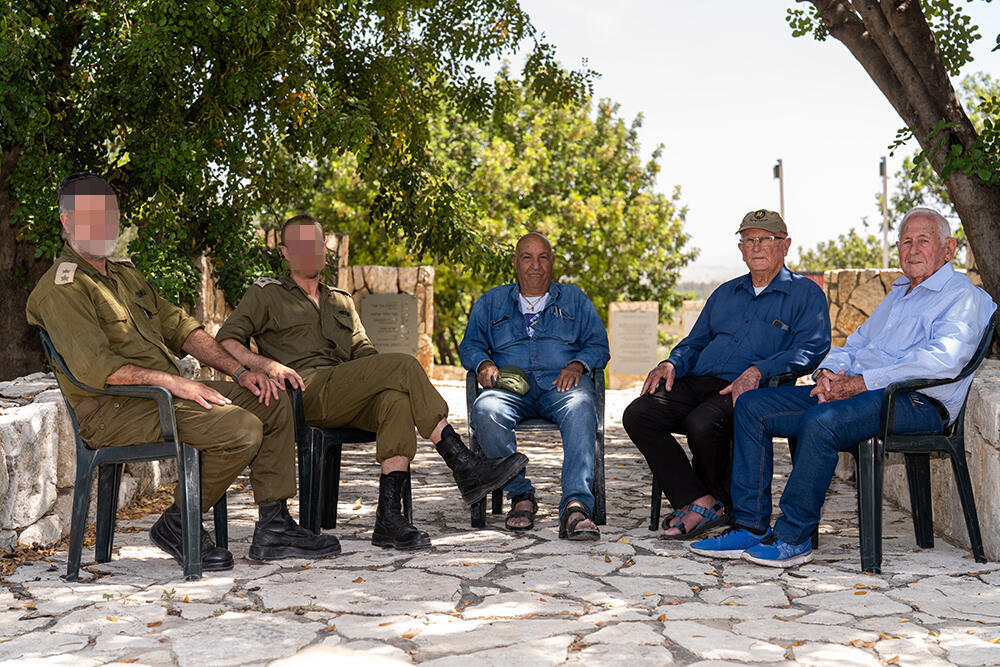 מפגש מרגש בין לוחמי חטיבה 10 ובין ותיקי חטיבת הראל ששחררו את ירושלים לפני 59 שנה