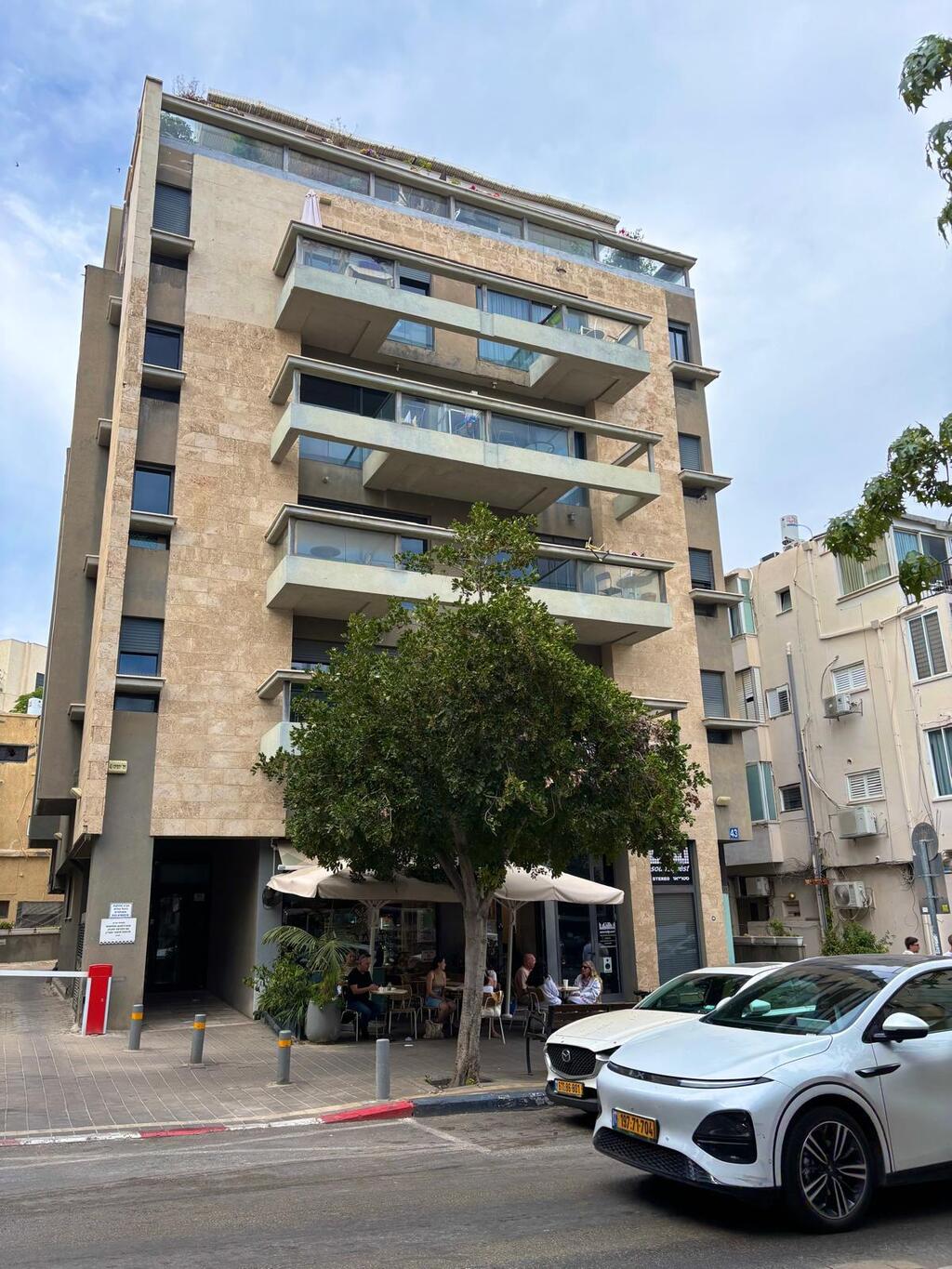 Tel Aviv