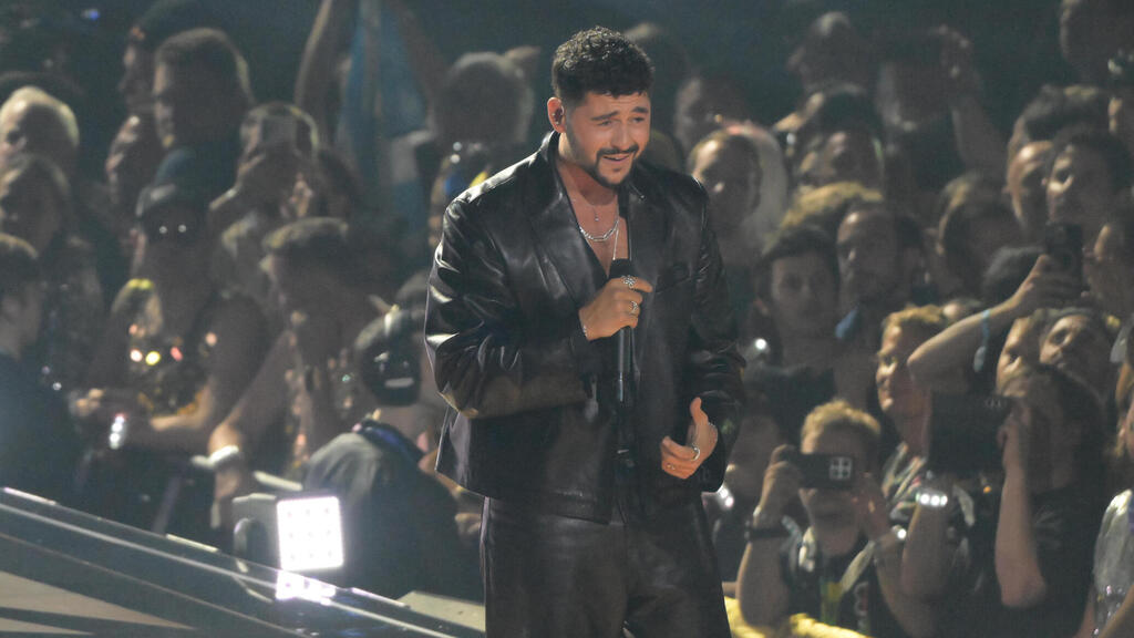 Noam Bettan during the jury rehearsal for the Eurovision 2026 final (Photo: Yuval Chen) נועם בתן, מתוך חזרת השופטים לגמר אירוויזיון 2026