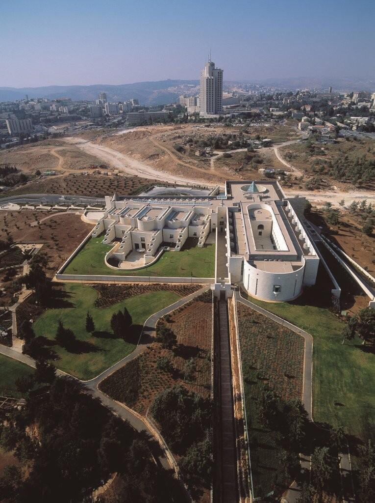 Supreme Court in Jerusalem, architecture Ada Karmi Melamede and Ram Karmi (Photo: Albatross) Supreme Court in Jerusalem, architecture Ada Karmi Melamede and Ram Karmi