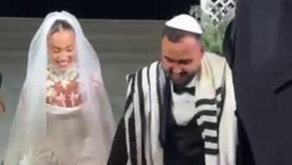 40 אלף ורדים ו-4 שמלות כלה: עדן ואושר התחתנו