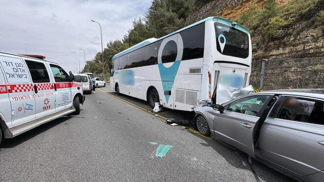 זירת התאונה הקטלנית בכביש 1 ביום שישי