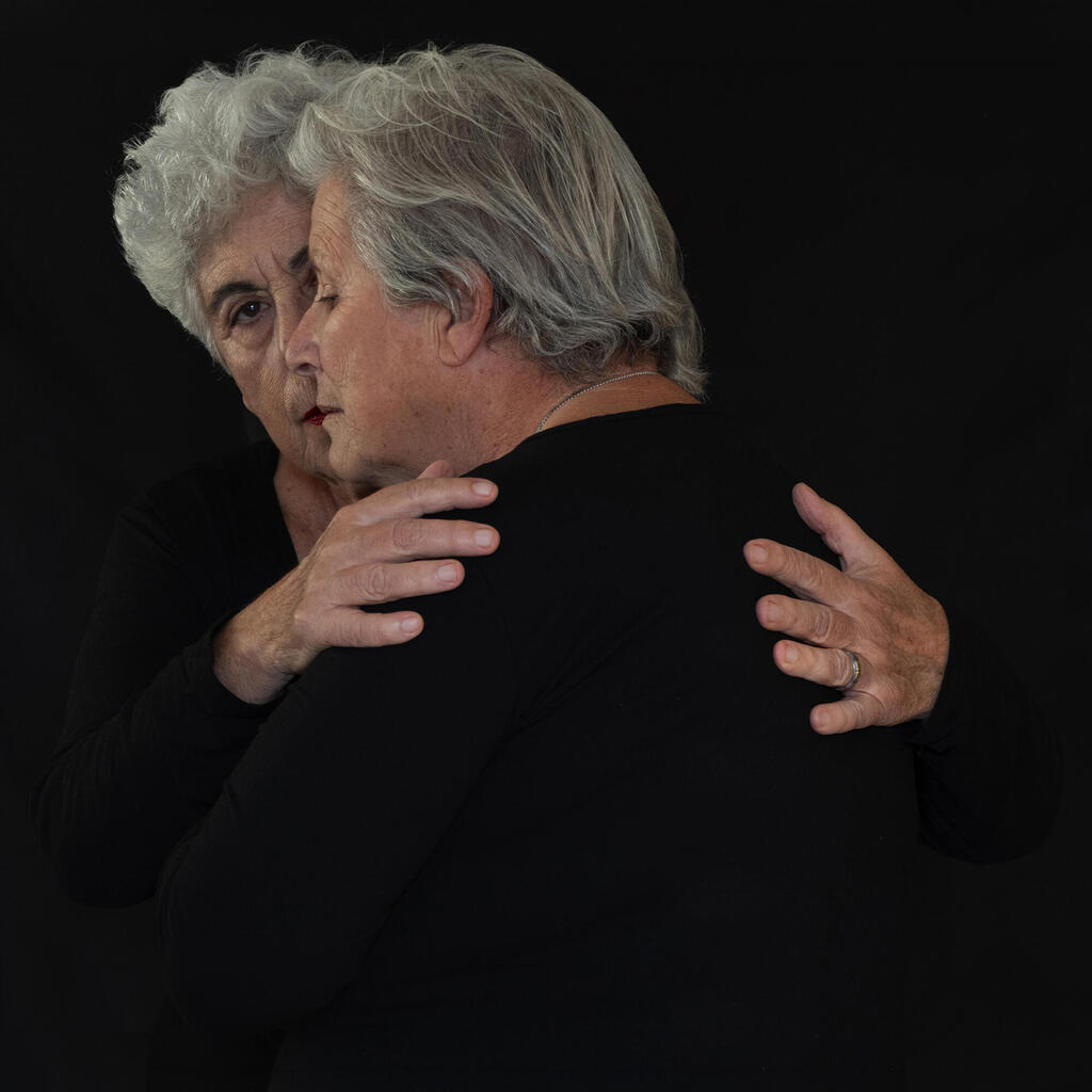 Nava and Iris (Photo: Dalia Zalika) איריס כץ (מימין) ונאוה לוי (משמאל).
