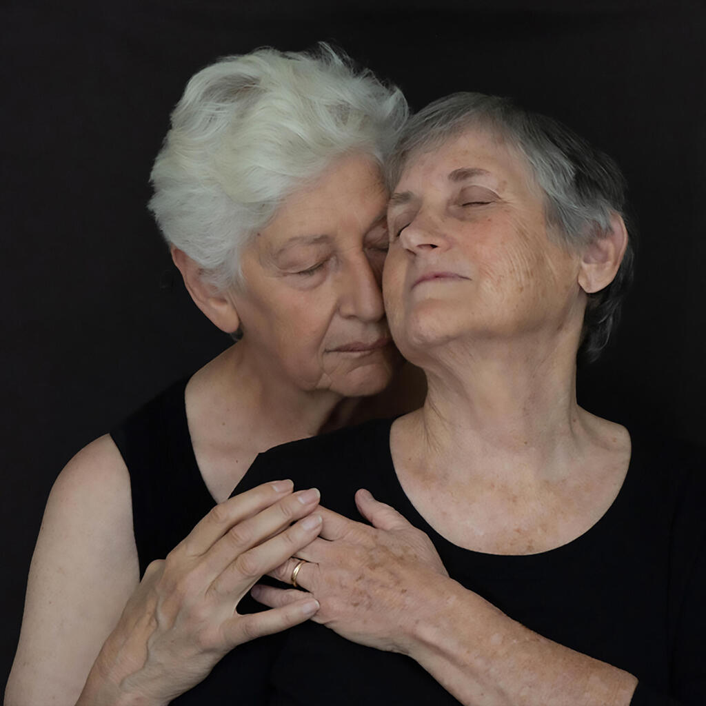 Aviva and Yehudit (Photo: Dalia Zalika) יהודית (מלפנים) ואביבה (מאחור) עברון
