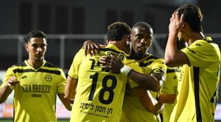 שחקני נתניה מאושרים