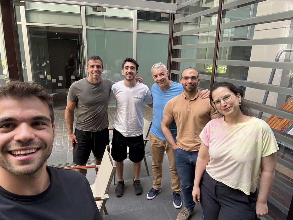 Matias Sigal with friends 