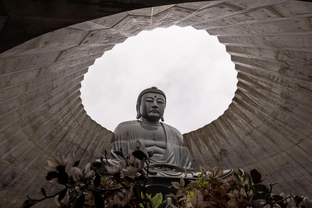 Hill of the Buddha (Photo: Rafi Koren) גבעת בודהה