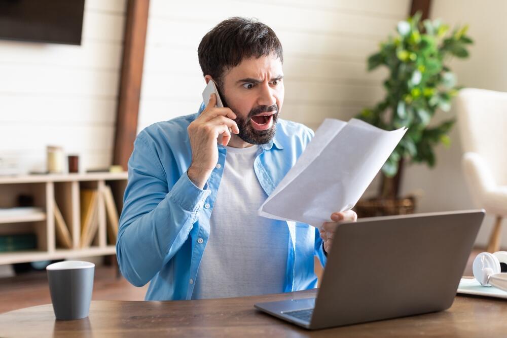 Фото: shutterstock גבר, עצבנות
