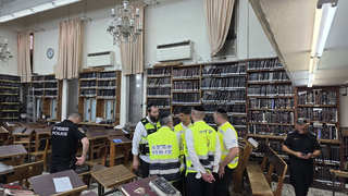 זירת הרצח בית הכנסת בבני ברק