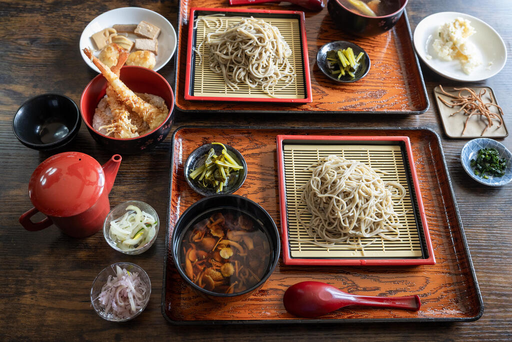 Excellent soba soup (Photo: Rafi Koren) מרק סובה משובח