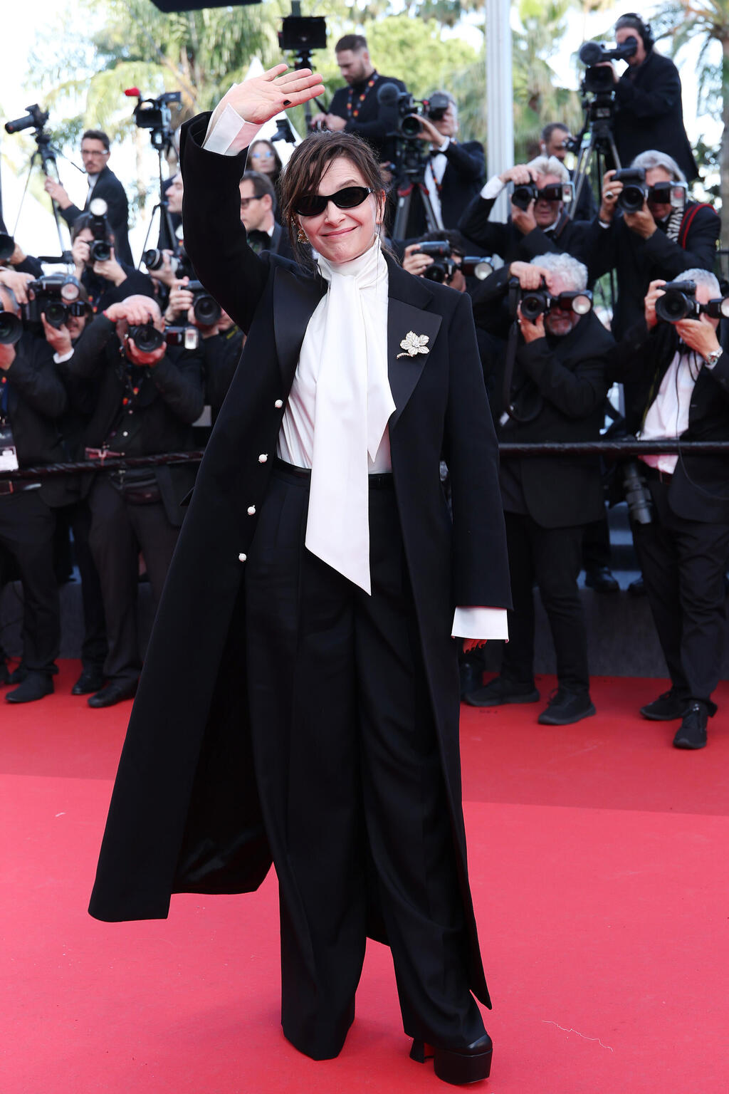 Juliette Binoche wears Celine (Photo: Aurore Marechal/Getty Images) ז'ולייט בינוש בפסטיבל קאן, 2026