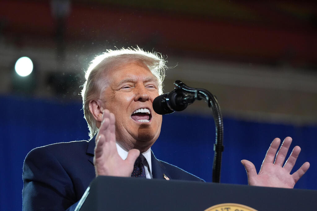 U.S. President Donald Trump (Photo: AP Photo/Alex Brandon) נשיא ארה"ב נואם בעצרת ברוקלנד קולג'