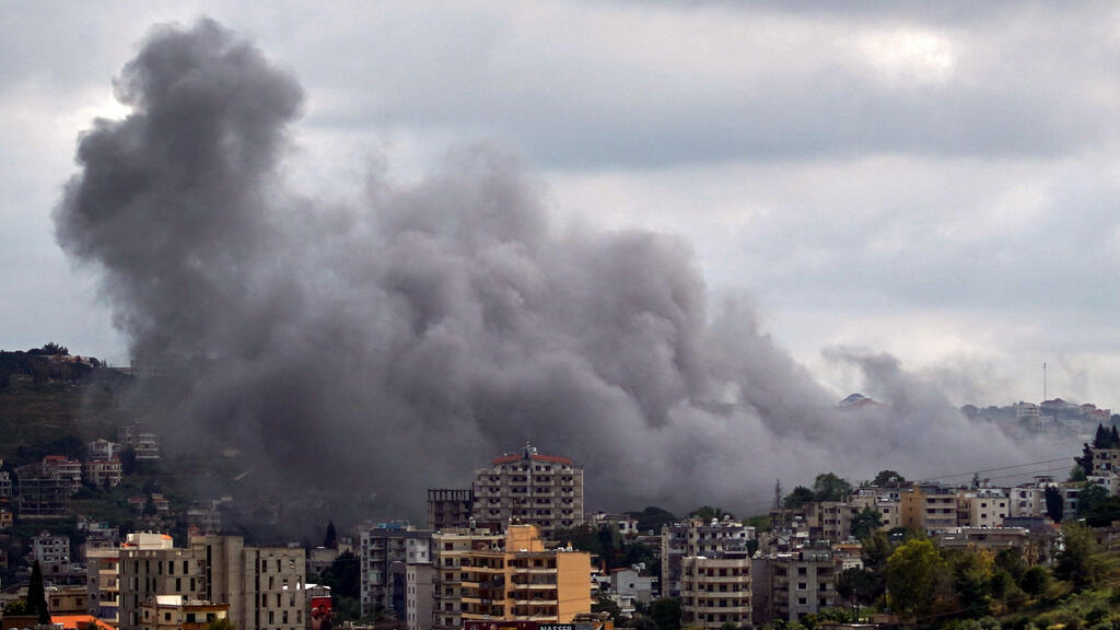 South Lebanon (Photo: Abbas Fakih / AFP) תקיפות צה"ל בלבנון