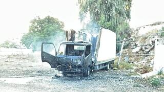אביה של סגא נרצח. היא חשודה במעורבות ברצח בעלה