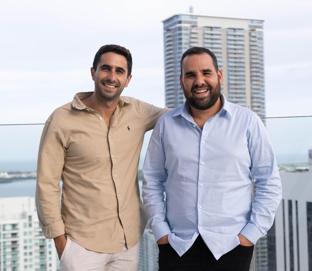 Henrik Shimony and Omri Shalev 