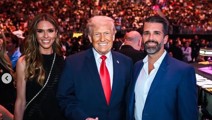 דון טראמפ ג'וניור בטינה אנדרסון דונלד טראמפ