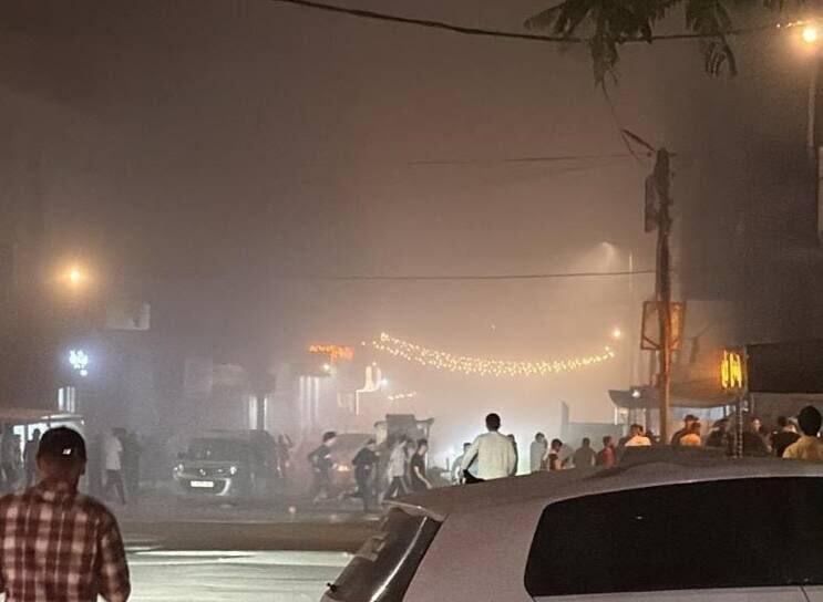 Smoke rises from a Gaza City building after an Israeli strike targeting top Hamas commander Mohammed Odeh זירת ניסיון חיסולו של מחמד עודה ברצועת עזה