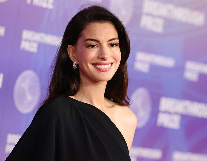 אישה שהיא אגדה (צילום: Emma McIntyre/Getty Images) אן האת'ווי