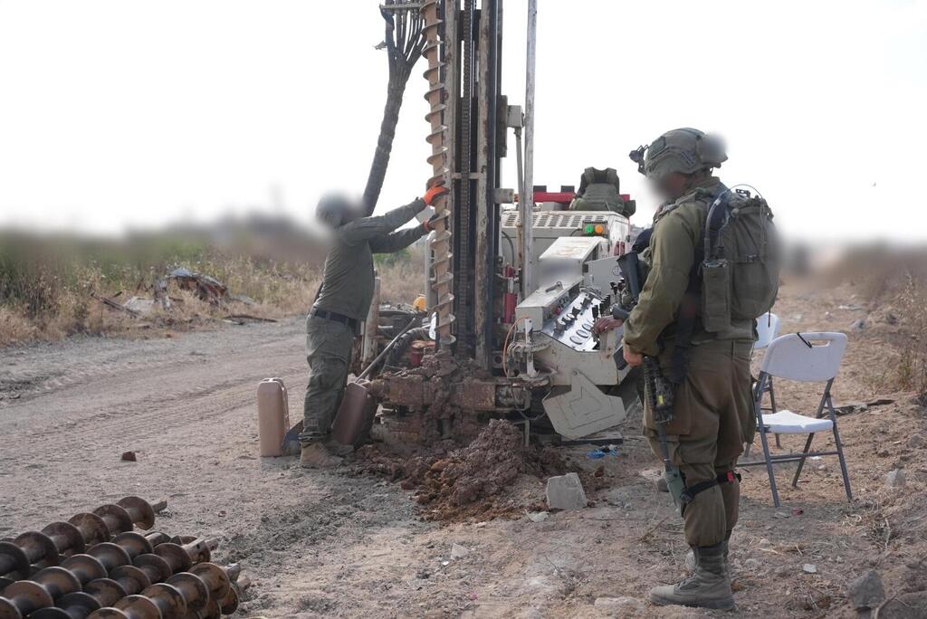 IDF troops operate drilling equipment during a monthslong engineering mission to locate and destroy Hamas tunnels in Beit Hanoun in northern Gaza, in a handout photo released Tuesday (Photo: IDF) כוחות החטיבה הצפונית ויחידת יהל״ם במבצע הנדסי להשמדת תוואי טרור במרחב בית חאנון