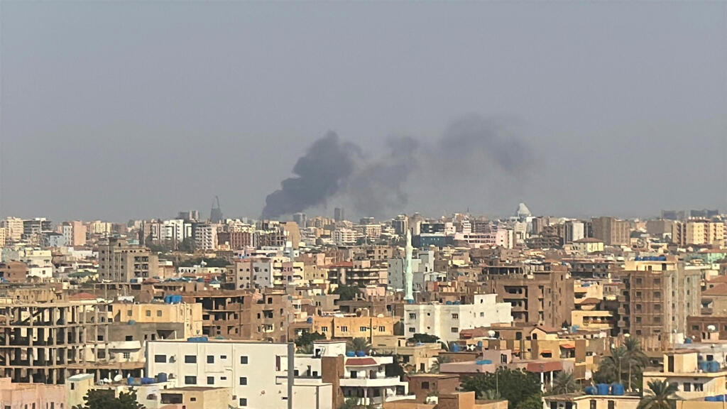 Smoke rises over Khartoum, Sudan, Sept. 26, 2024, after Sudan's military started an operation to take areas of the capital from the paramilitary Rapid Support Forces (Photo: Rashed Ahmed, File/AP) Smoke rises over Khartoum, Sudan, Sept. 26, 2024, after Sudan's military started an operation to take areas of the capital from the paramilitary Rapid Support Forces