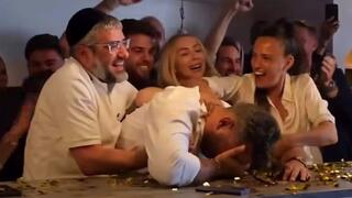 רגע ההכרזה על המישלן במסעדת מוטרה מיאמי של רז שבתאי
