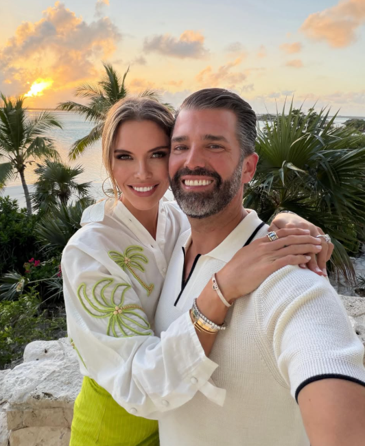 Forever and ever. Don and Bettina (Photo: Instagram) דון טראמפ ג'וניור בטינה אנדרסון