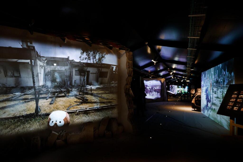 Photojournalist Ziv Koren’s images and Noam Horev’s texts are projected across the rooftop space, accompanied by music and personal audio (Photo: Ziv Koren) We Shall Rise