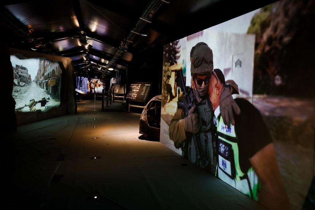 The installation uses 10 large-scale projection structures to guide visitors through Israel’s defining moments since Oct. 7, 2023 (Photo: Ziv Koren) We Shall Rise