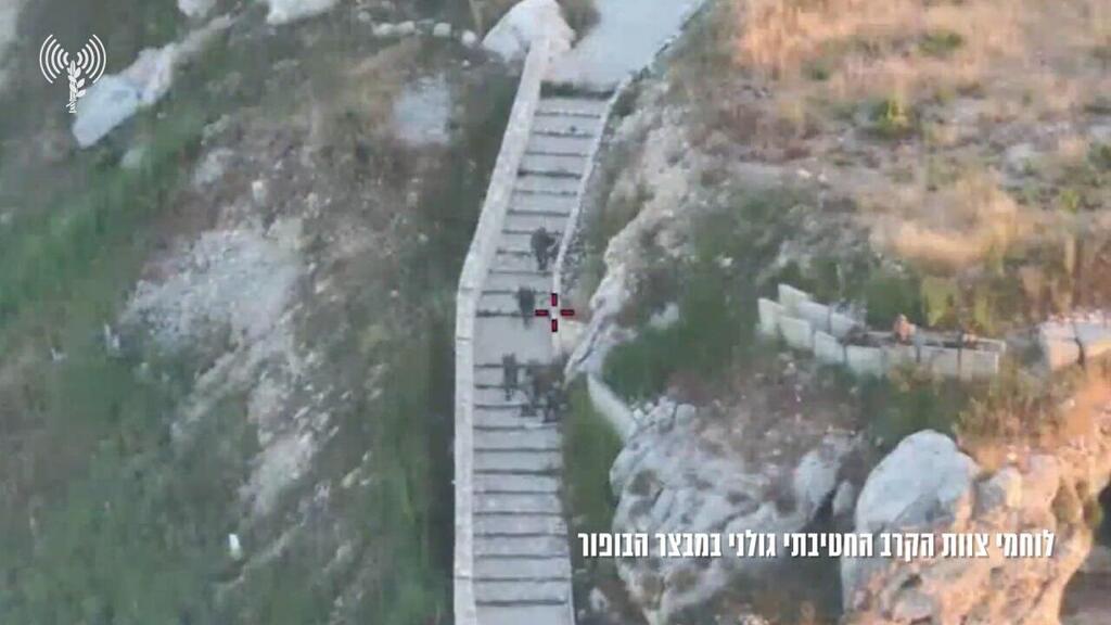 На пути в крепость (Фото: ЦАХАЛ) תיעוד: כוחות צה"ל כובשים את המבצר הבופור