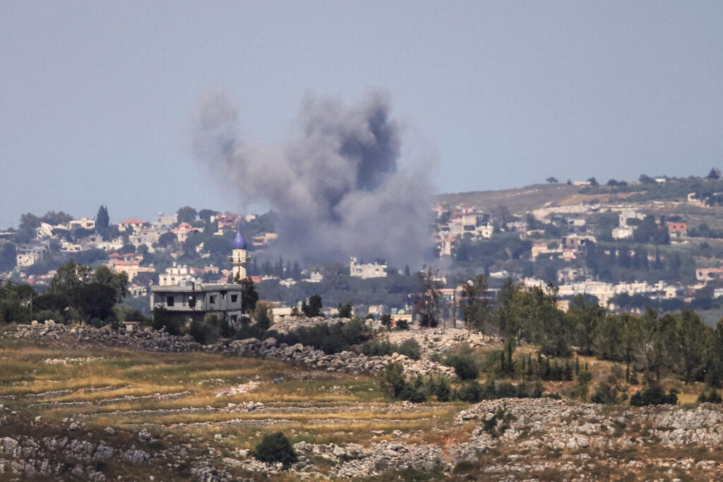 IDF strike in Lebanon (Photo: AFP) תקיפה בזוטר אל א-שרקייה