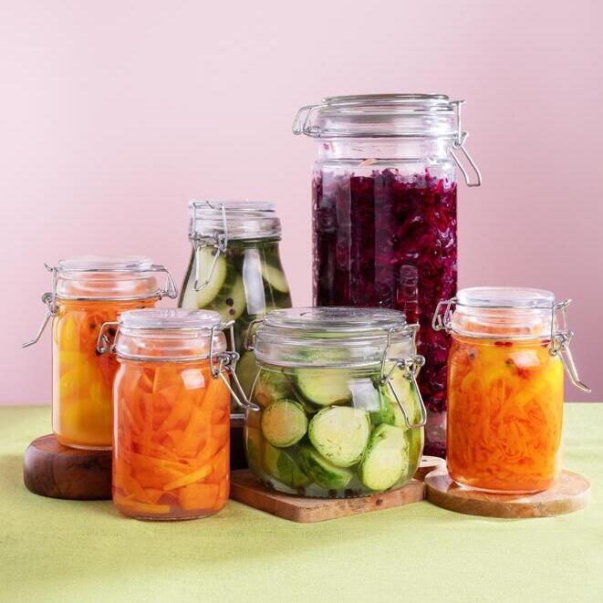 Fermentation. No expertise required (Photo: Maria Shipakina / Shutterstock) התססה