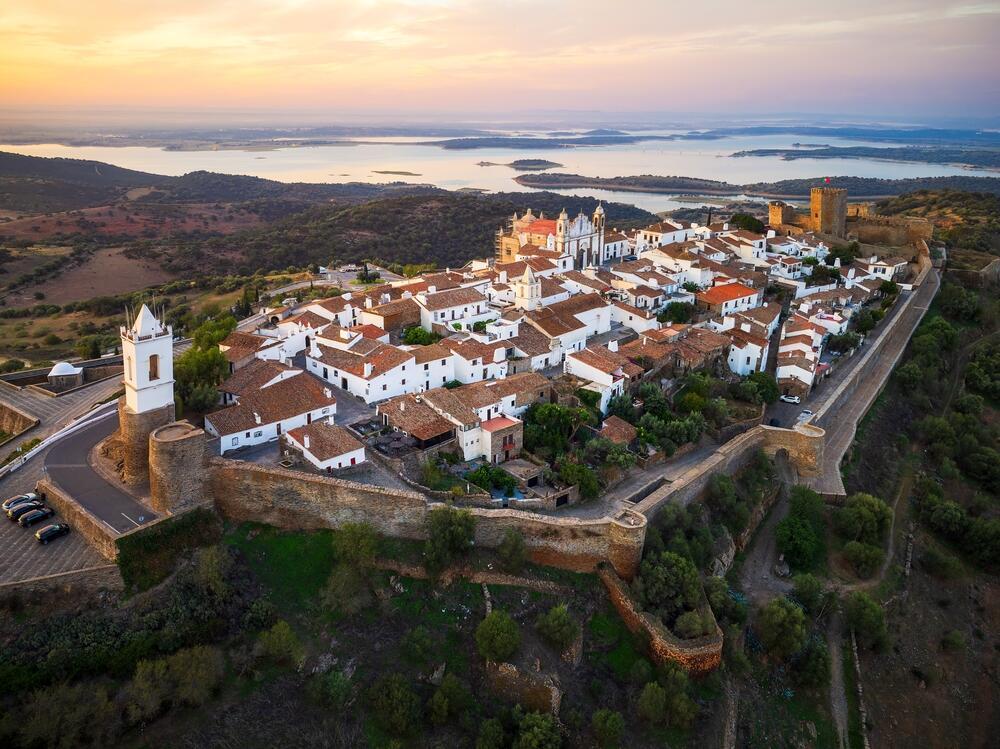 Monsaraz (Photo: Paulo Rocha / Shutterstock) מונסאראז