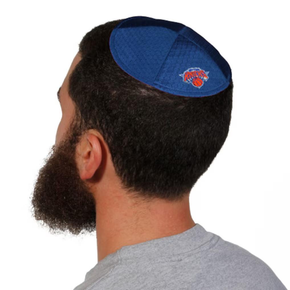 New York Knicks kippah (Photo: NBA Store) כיפת ניו יורק ניקס
