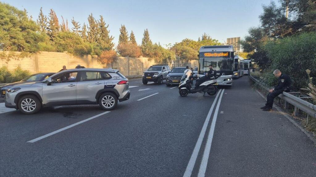 חסימות במחלף גנות
