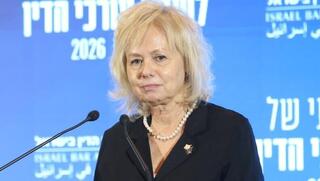 היועמ"שית: נפתח מרוץ לחיסול המוסדות הדמוקרטיים