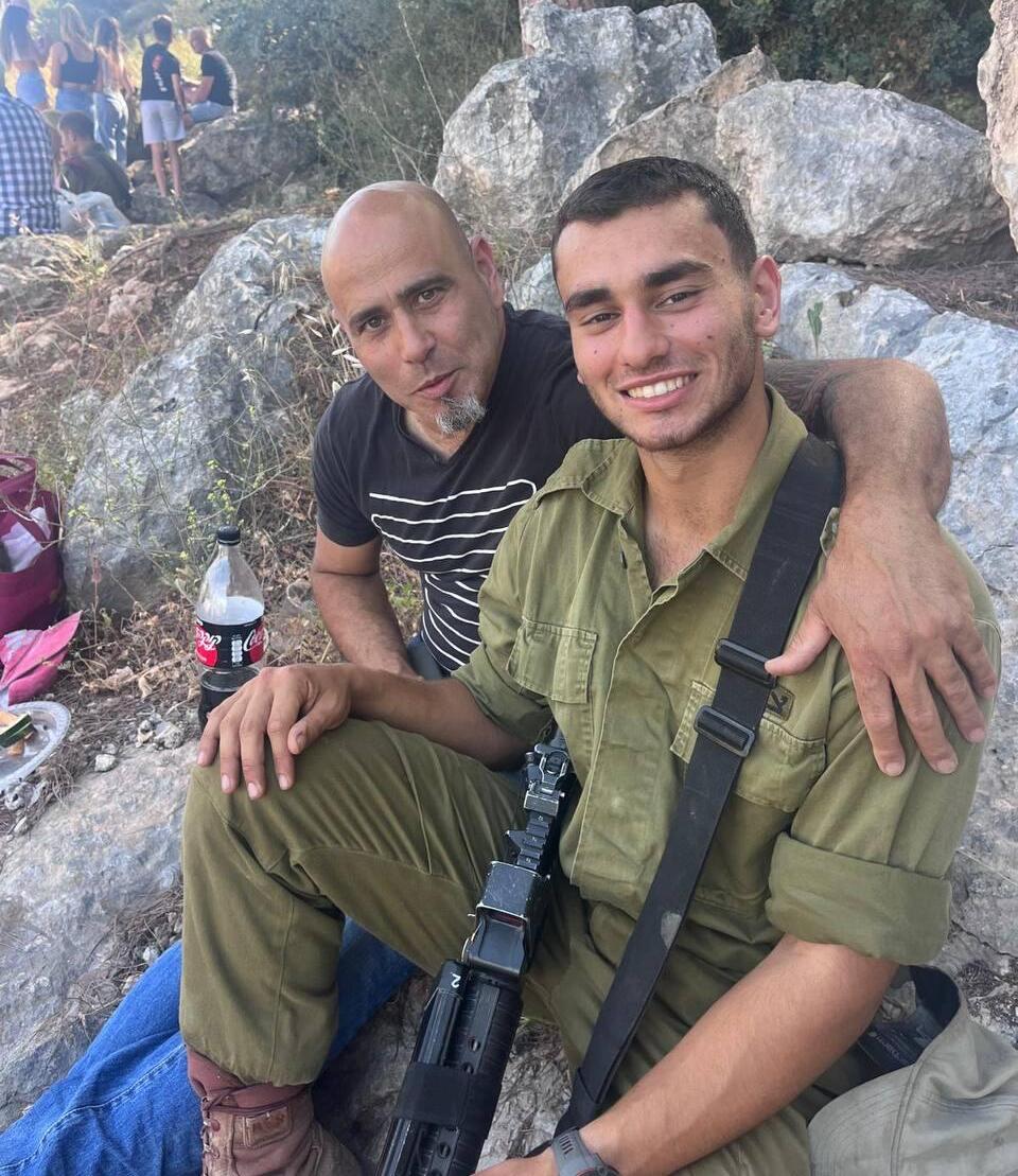 Staff Sgt. Adam Tzarfati and his father, Shai (Photo: Courtesy of the family) סמ"ר אדם צרפתי ז"ל