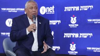 איזנקוט עונה לבנט: "אסור שמפלגות עם מעט מנדטים ידרשו את ראשות הממשלה"
