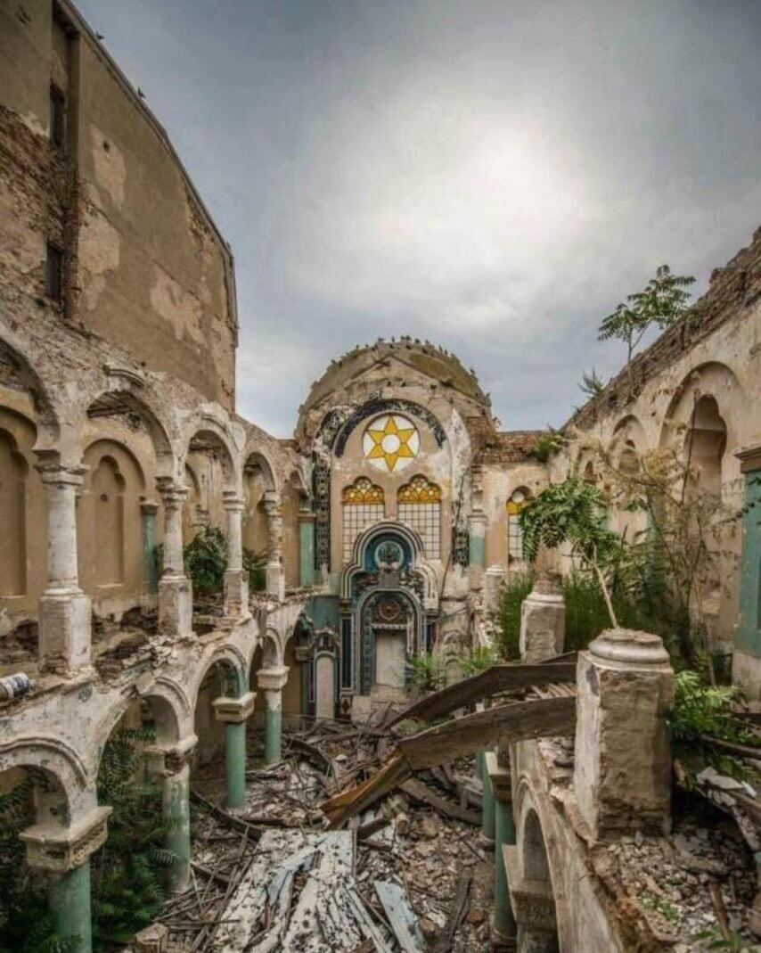 The synagogue in Constanța before the renovation (Photo: Embassy of Israel in Romania) בית הכנסת בקונסטנצה, לפני השיפוץ