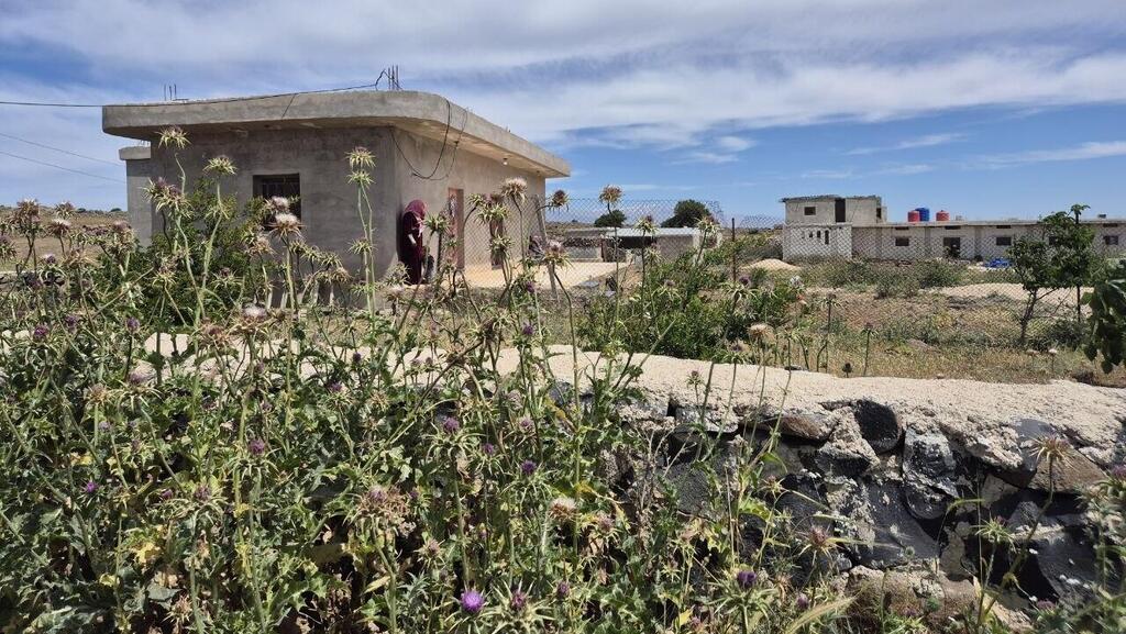 Inside Syria (Photo: Elisha Ben Kimon) סיור עומק מעבר לגבול עם אלוף משנה בני קטה, מפקד חטיבה 474