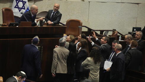 עקב הבקשה לצלם את פתק ההצבעה: הסבב השני לבחירת מבקר המדינה יתחיל מחדש