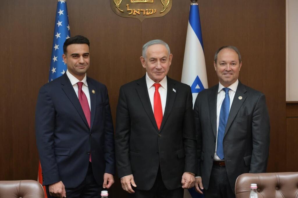 נתניהו עם אייברהם המאדה ומרלין סטאצמן