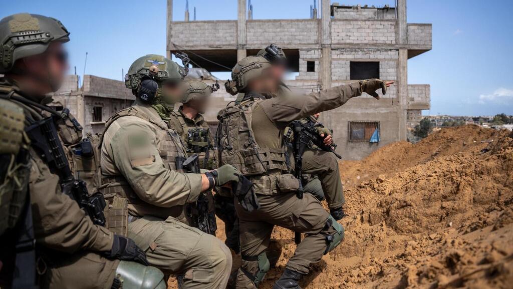 'Even armed terrorists require approval before troops engage' (Photo: IDF) פעילות צוות הקרב החטיבתי גולני במהלך המלחמה