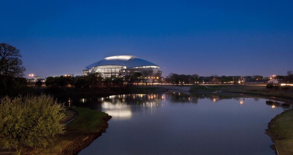 AT&T Stadium courtesy of HKS (Photo: Blake Marvin) AT&T Stadium courtesy of HKS