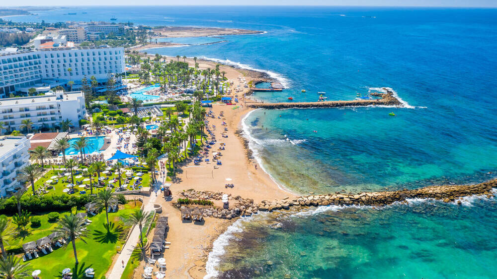 Just a short flight away: Welcome to Paphos (Photo: Kirill Makarov / Shutterstock) מרחק טיסה קצרצרה. ברוכים הבאים לפאפוס
