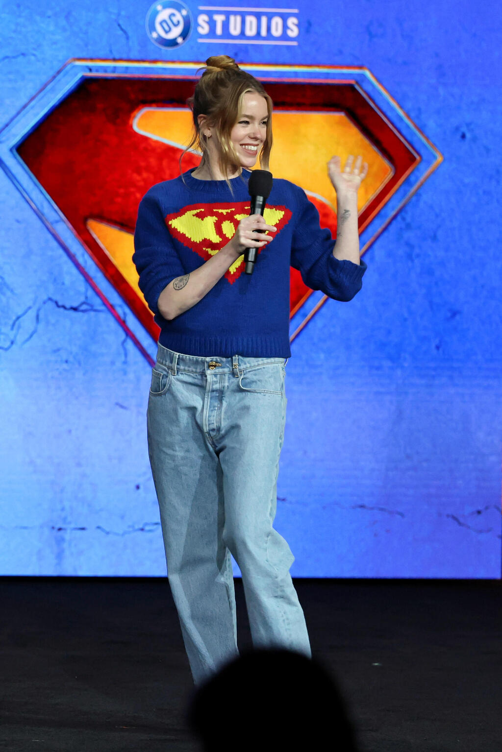 קראו לה קארה זור-אל (David Jon/Getty Images for Warner Bros. Pictures) מילי אלקוק