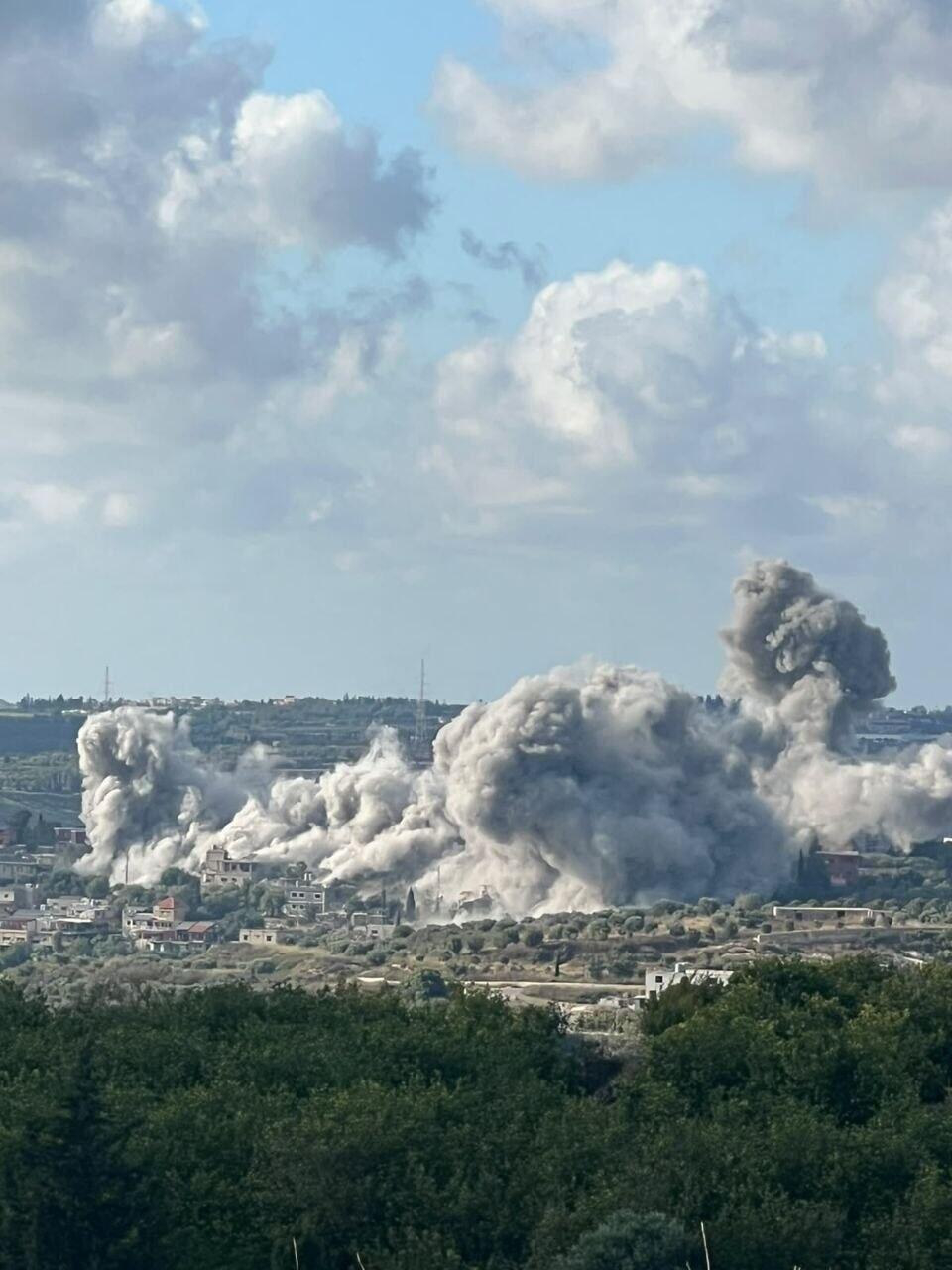 IDF strike in Lebanon תקיפת צה"ל לאחר אזהרת פינוי בכותריית א-רז בדרום לבנון