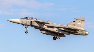 מטוס קרב הונגרי JAS-39