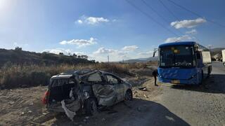 ילד בן 10 נהרג בתאונת דרכים בין רכב לאוטובוס סמוך לשבי שומרון